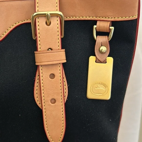 Dooney & Bourke Cabriolet Canvas and Leather Bucket Bag Vintage NWT - Picture 12 of 15